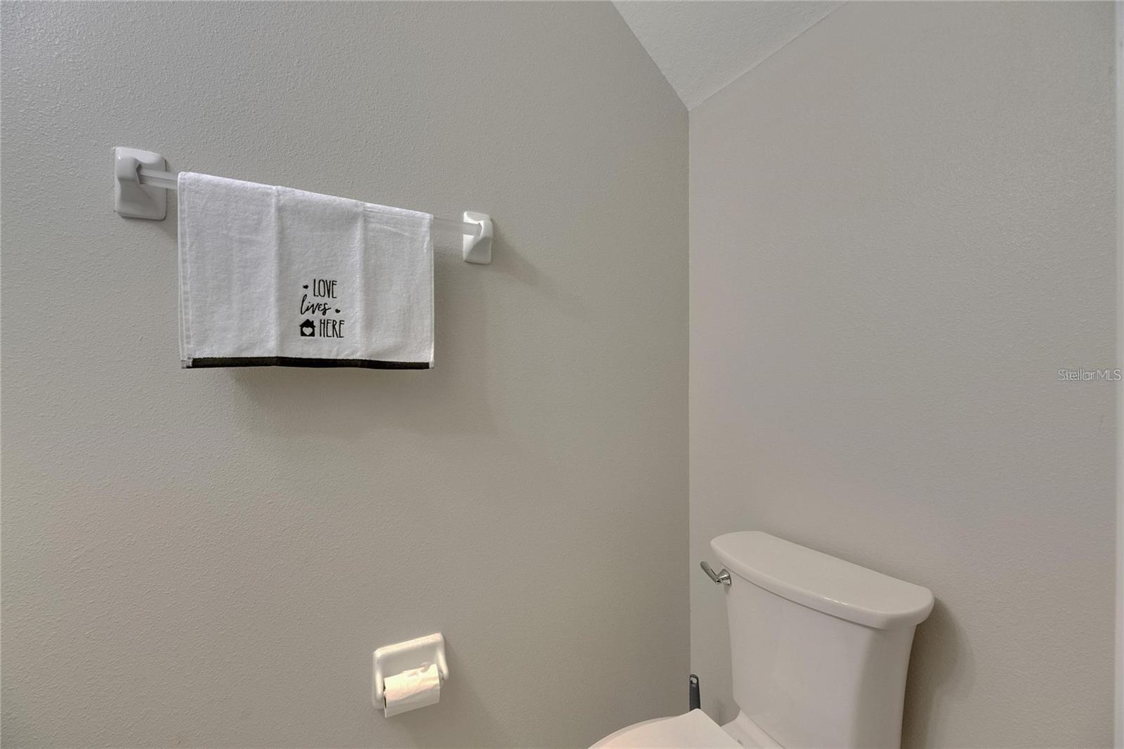 SUMMERFIELD CROSSINGS VILLAGE - Residential Lease