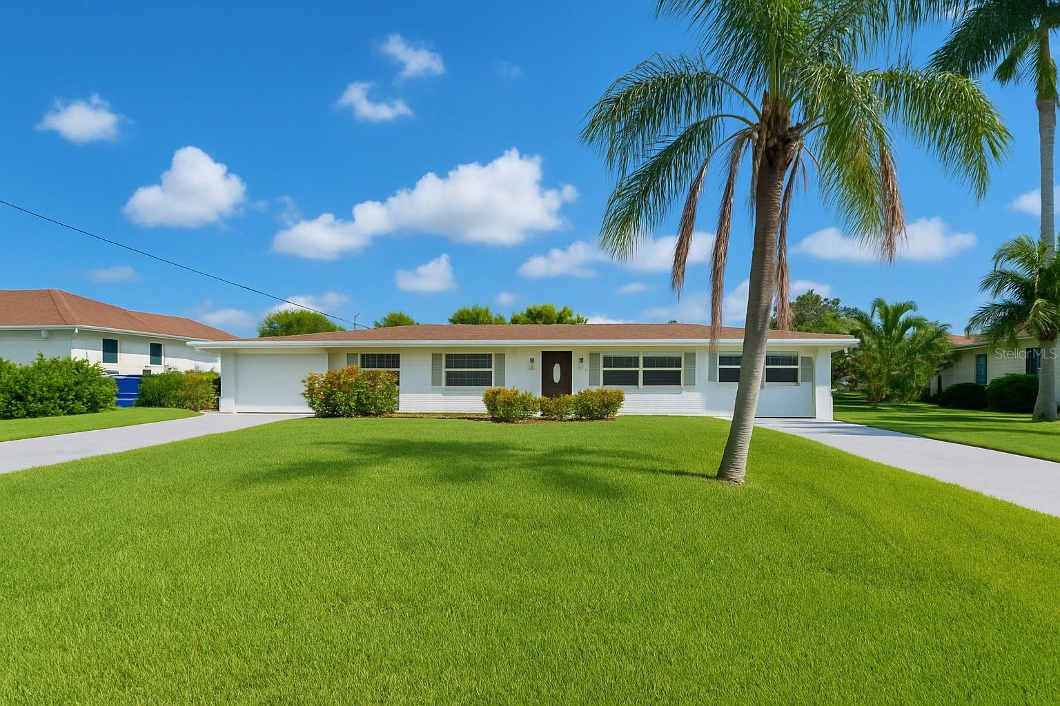 FORT MYERS SHORES - Residential