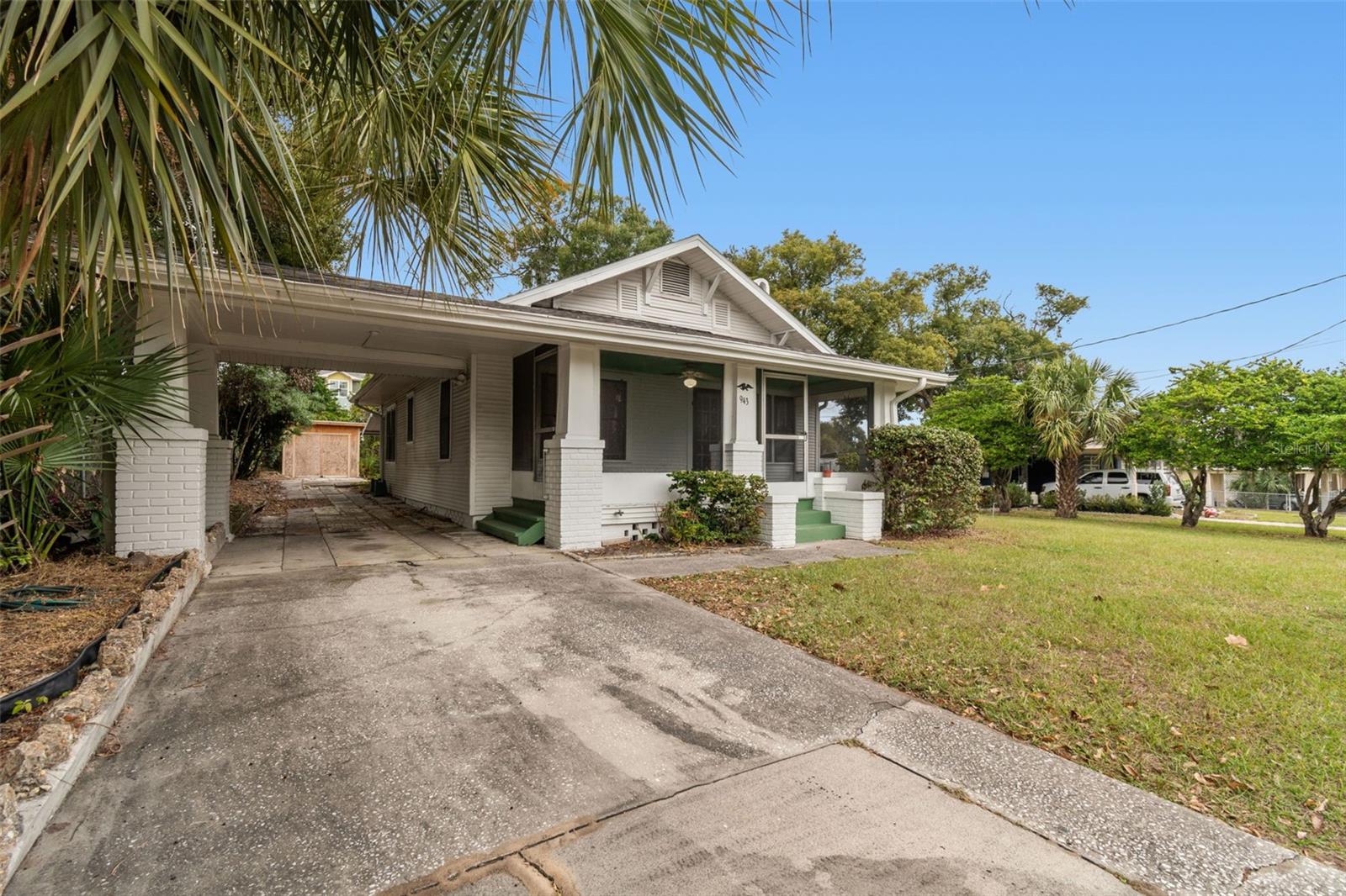 LAKE HUNTER TERRACE - Residential