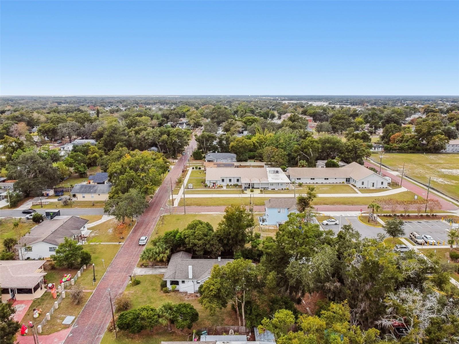 LAKE HUNTER TERRACE - Residential