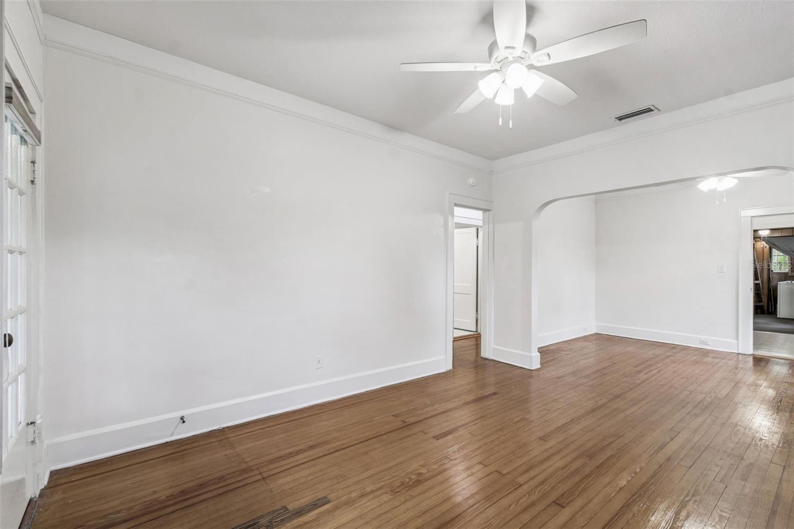 LAKE HUNTER TERRACE - Residential