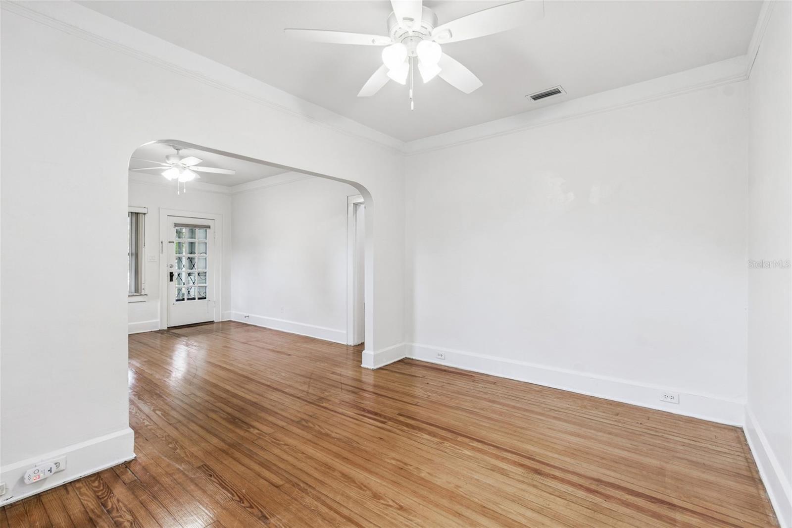 LAKE HUNTER TERRACE - Residential