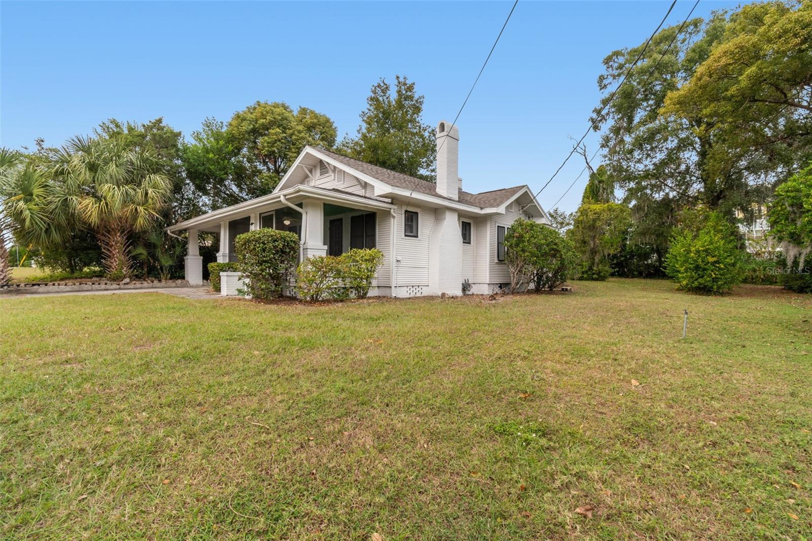 LAKE HUNTER TERRACE - Residential