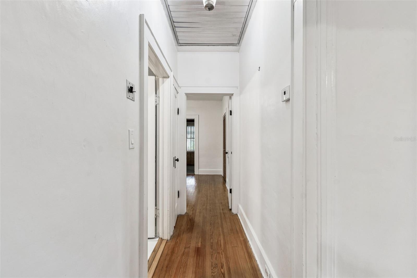 LAKE HUNTER TERRACE - Residential