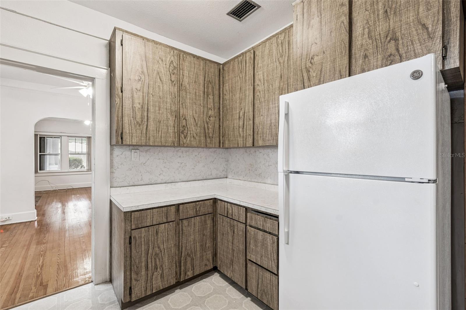 LAKE HUNTER TERRACE - Residential