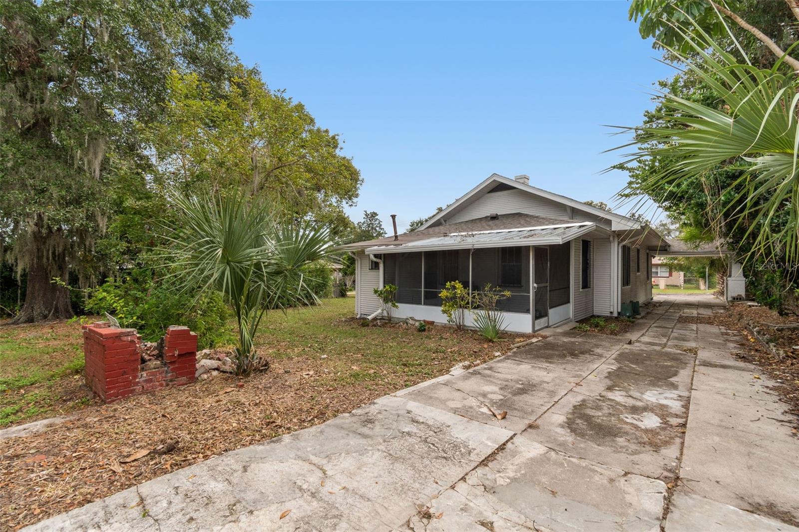 LAKE HUNTER TERRACE - Residential