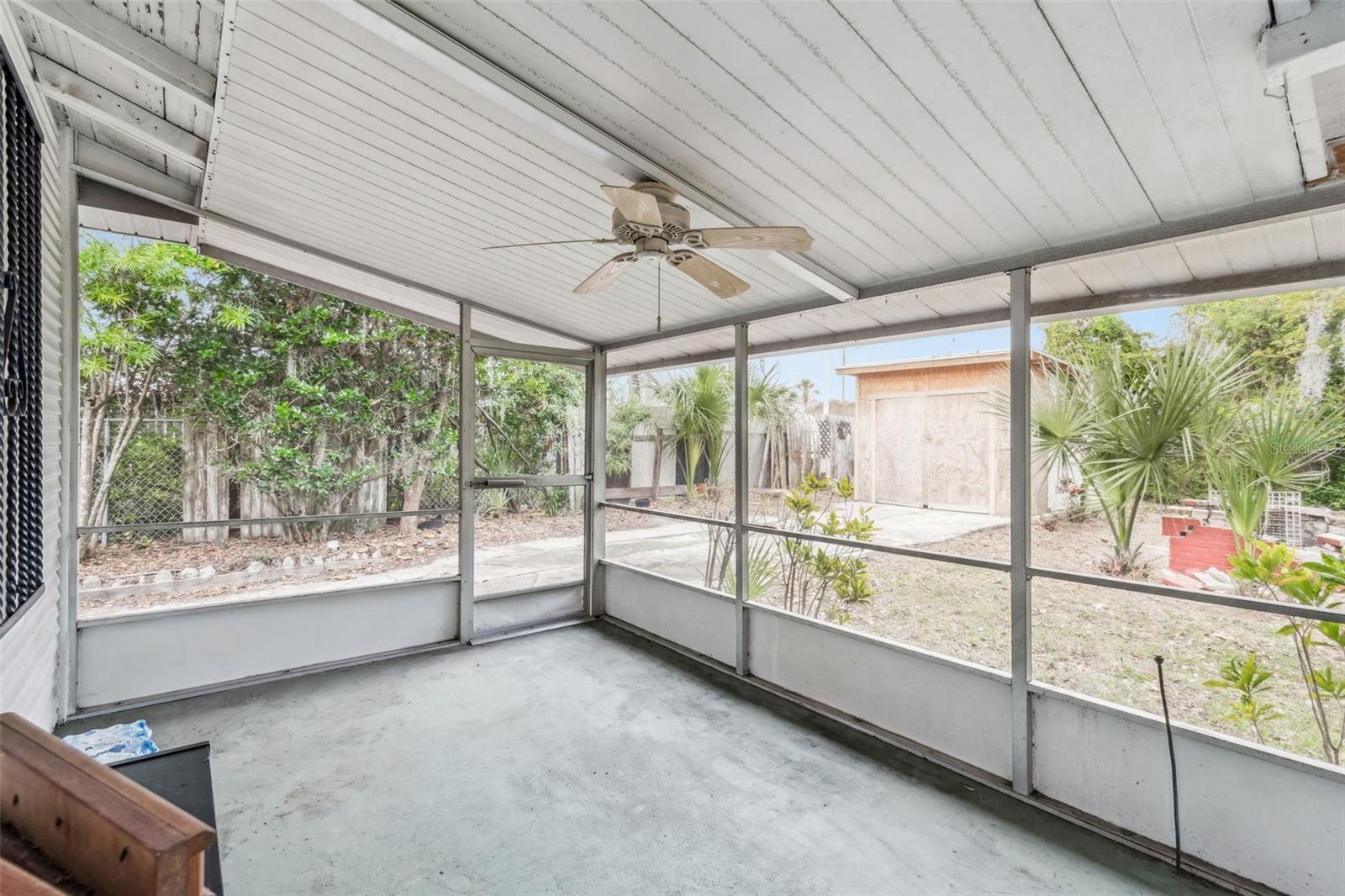 LAKE HUNTER TERRACE - Residential