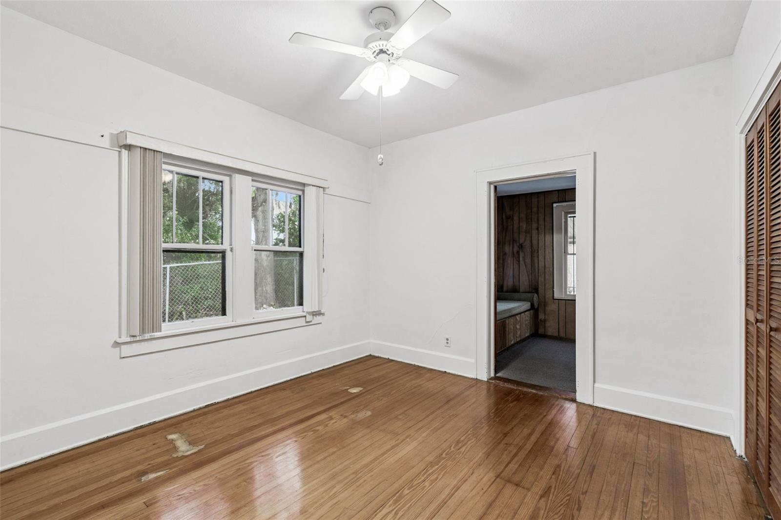 LAKE HUNTER TERRACE - Residential