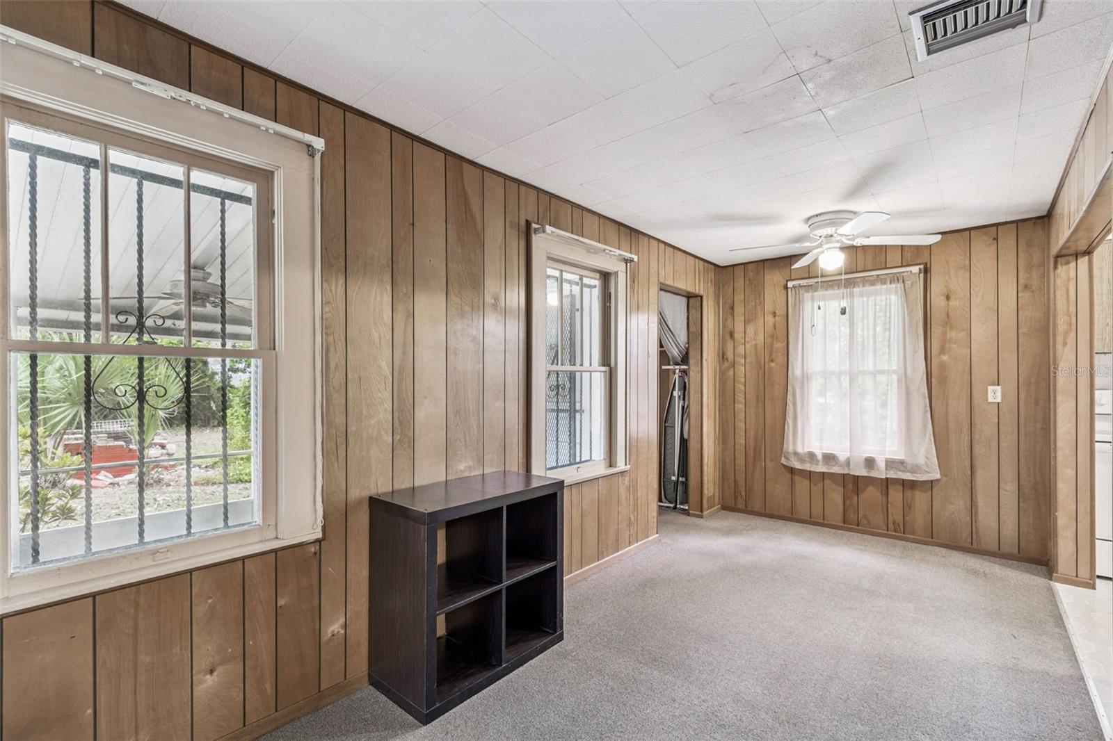 LAKE HUNTER TERRACE - Residential