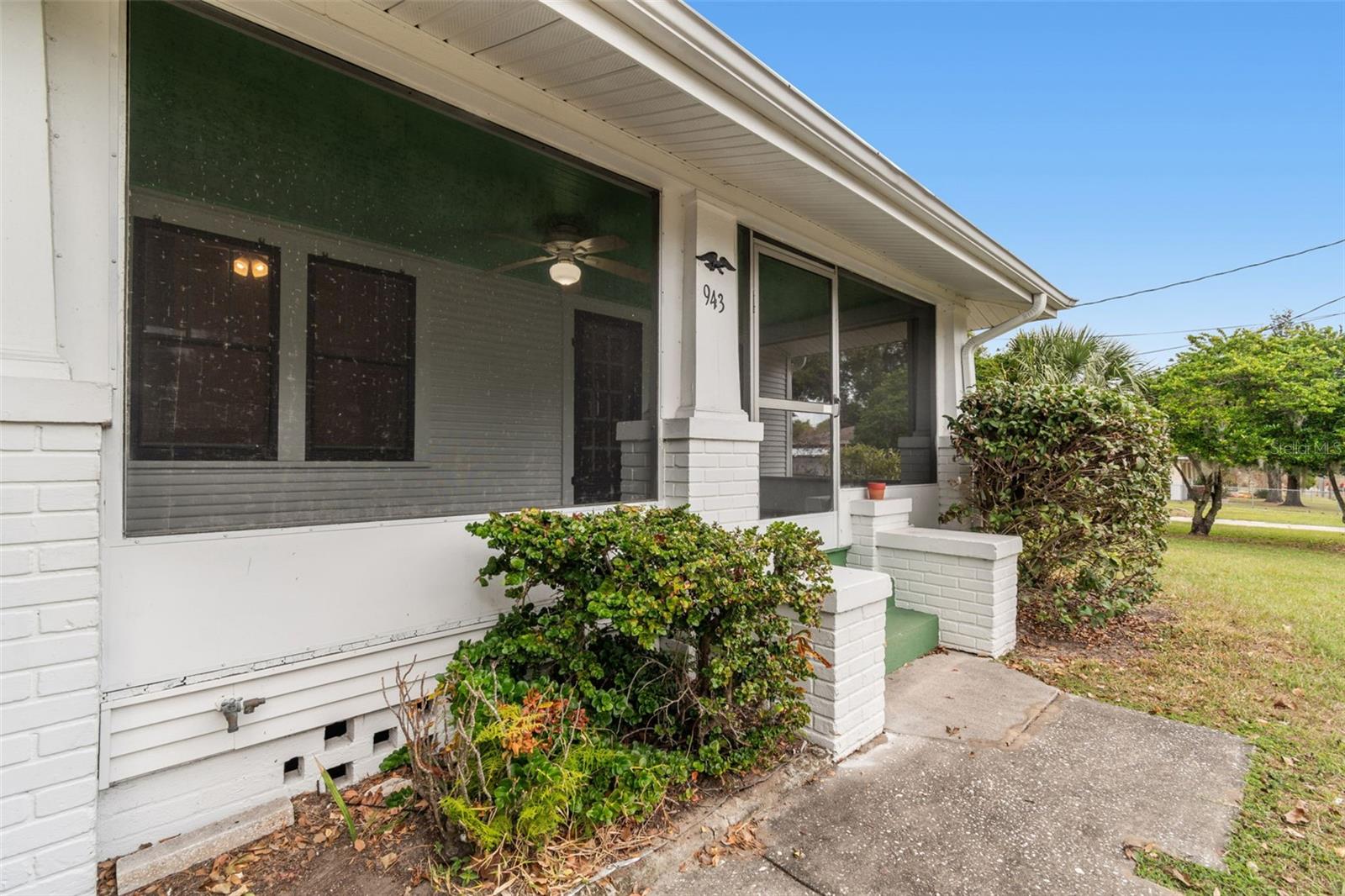 LAKE HUNTER TERRACE - Residential