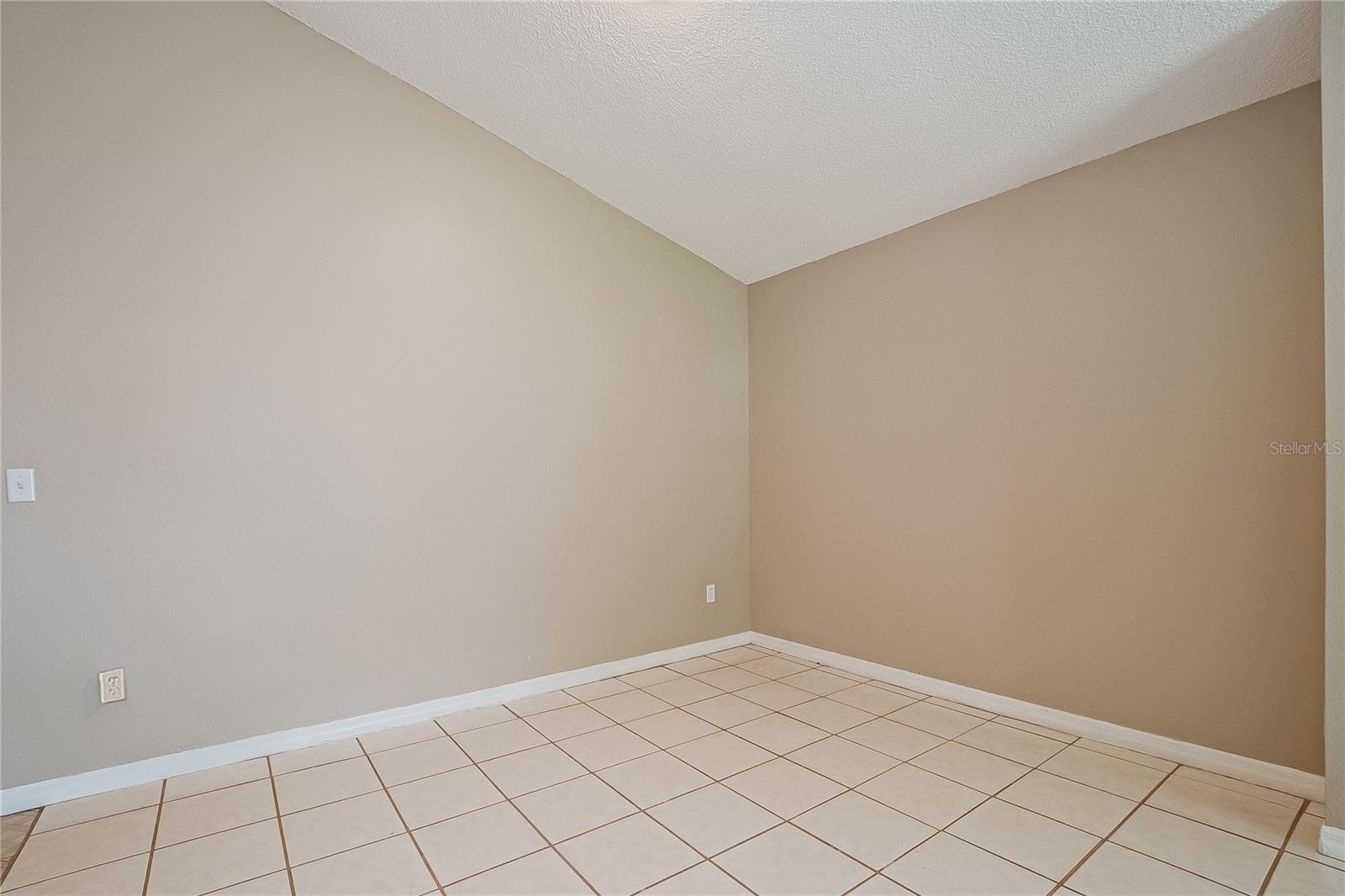 6651 MERITMOOR CIRCLE