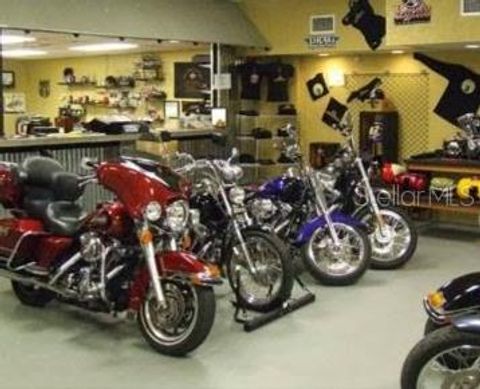 Photo of Tampa, FL 33605 (MLS # W7885030)