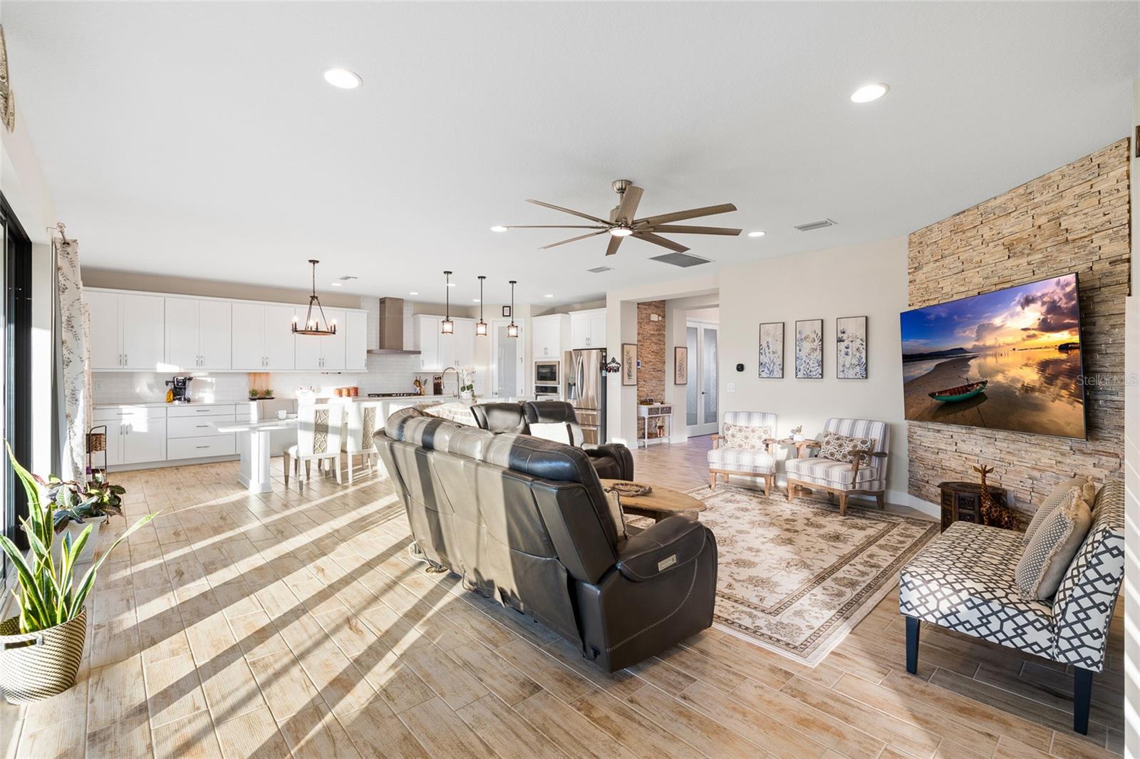 HINTON HAWKSTONE PHASE 1A2 - Residential