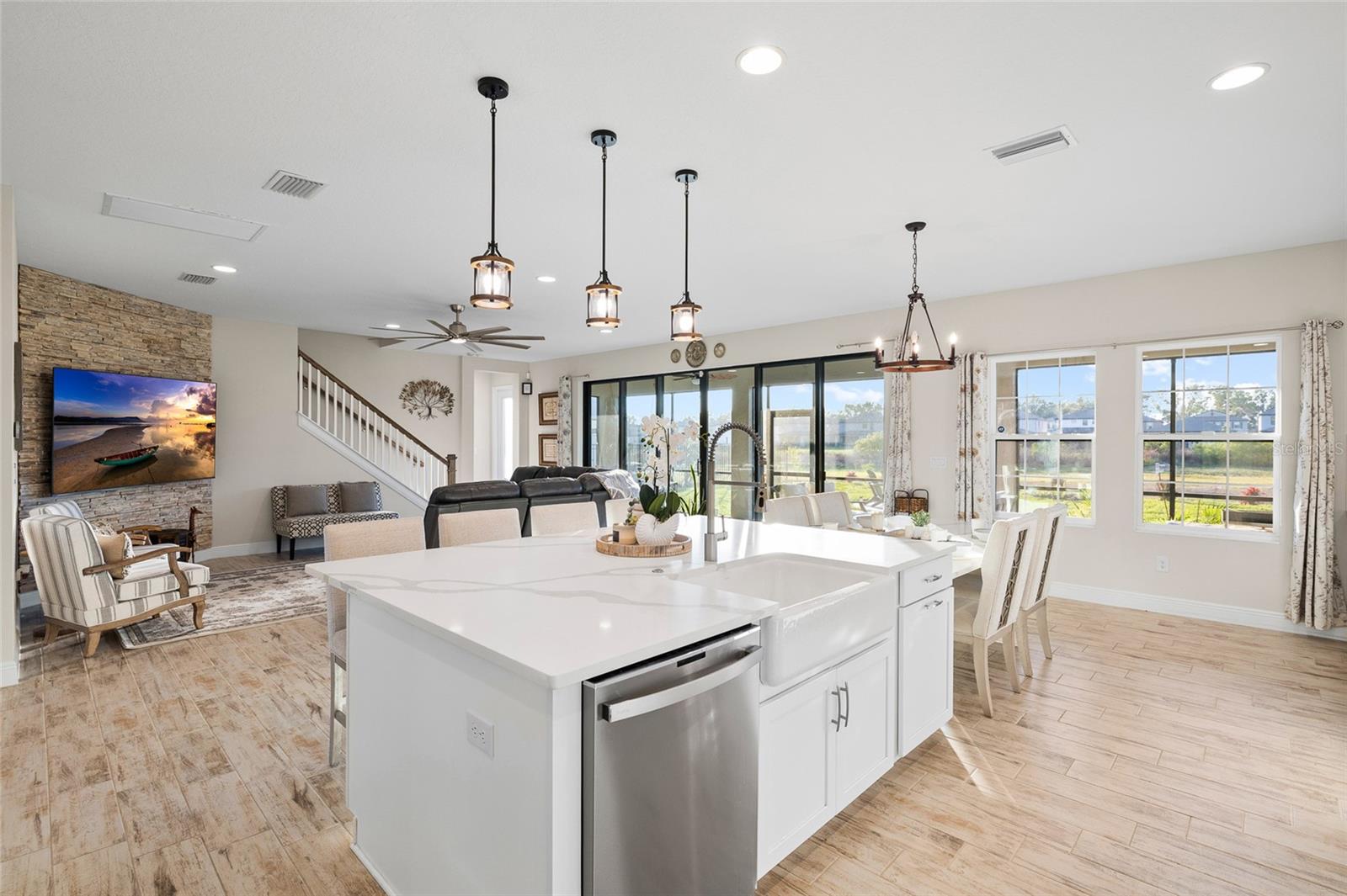 HINTON HAWKSTONE PHASE 1A2 - Residential