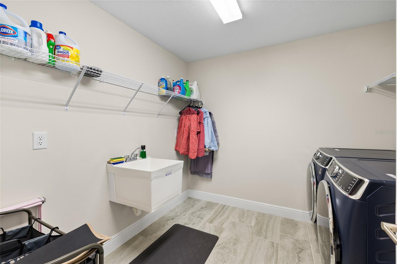 HINTON HAWKSTONE PHASE 1A2 - Residential