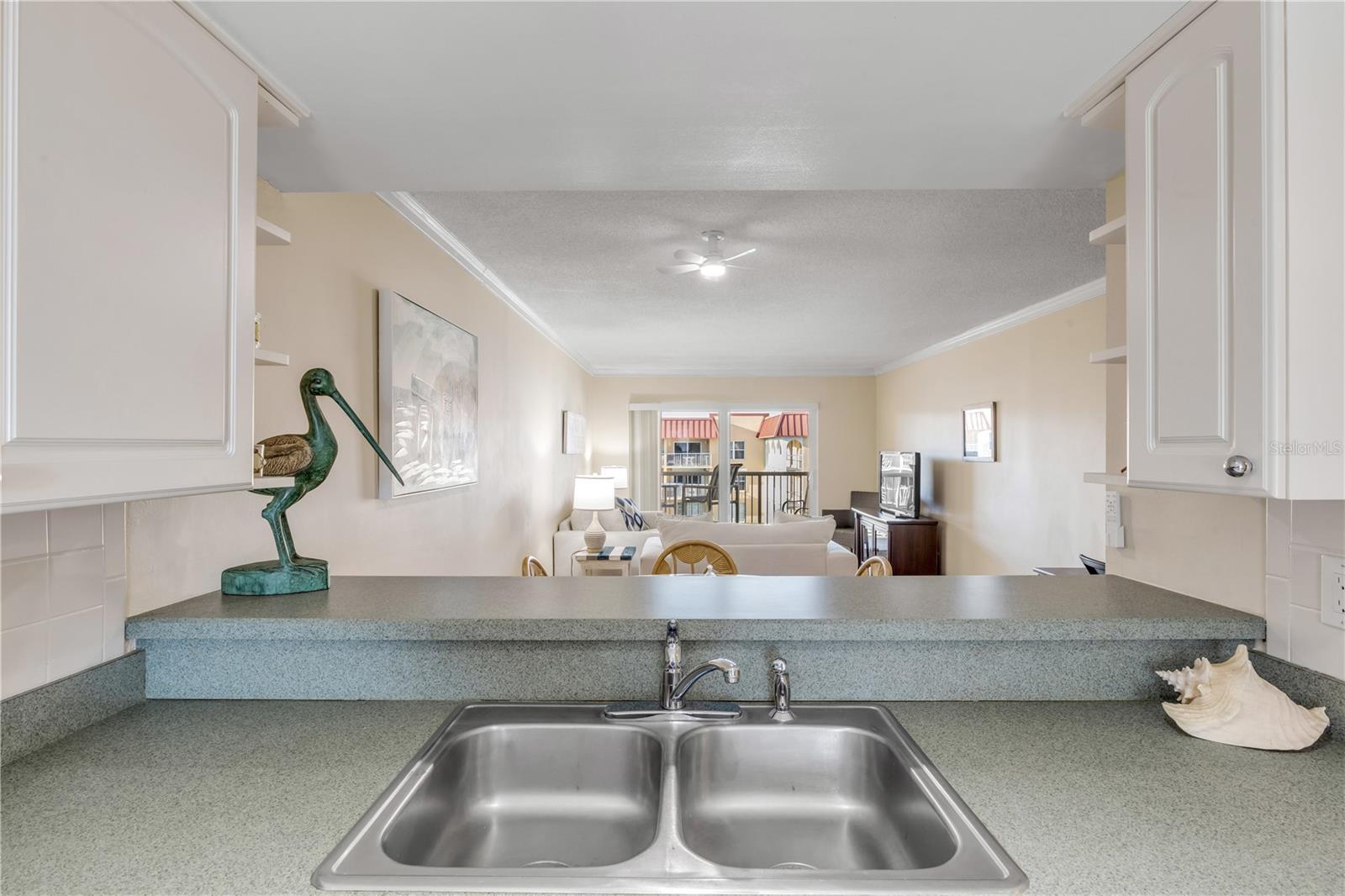 POINT EAST - Residential