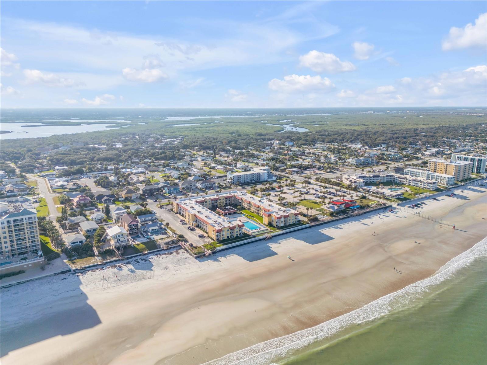 POINT EAST - Residential