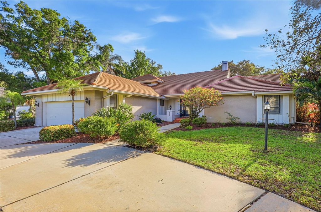 Photo of 4937 Landings Court, Sarasota, FL 34231 (MLS # A4689027)