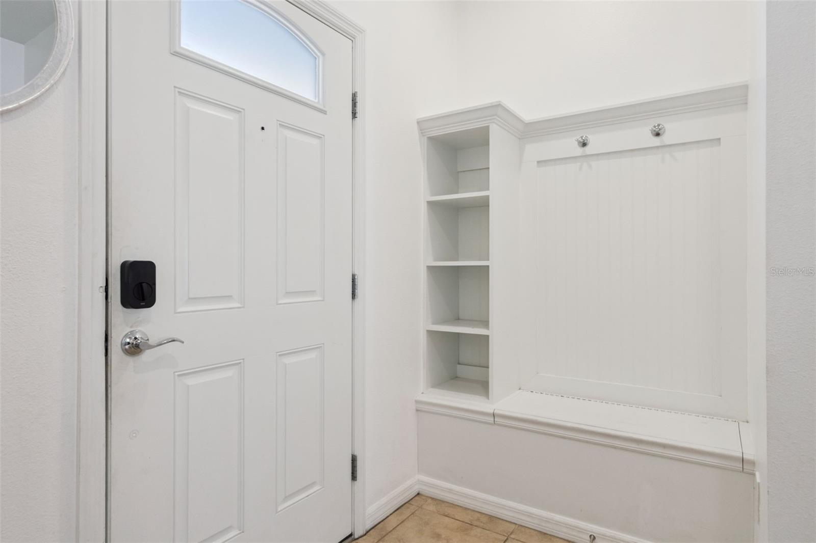 WINDSOR AT WESTSIDE - Residential