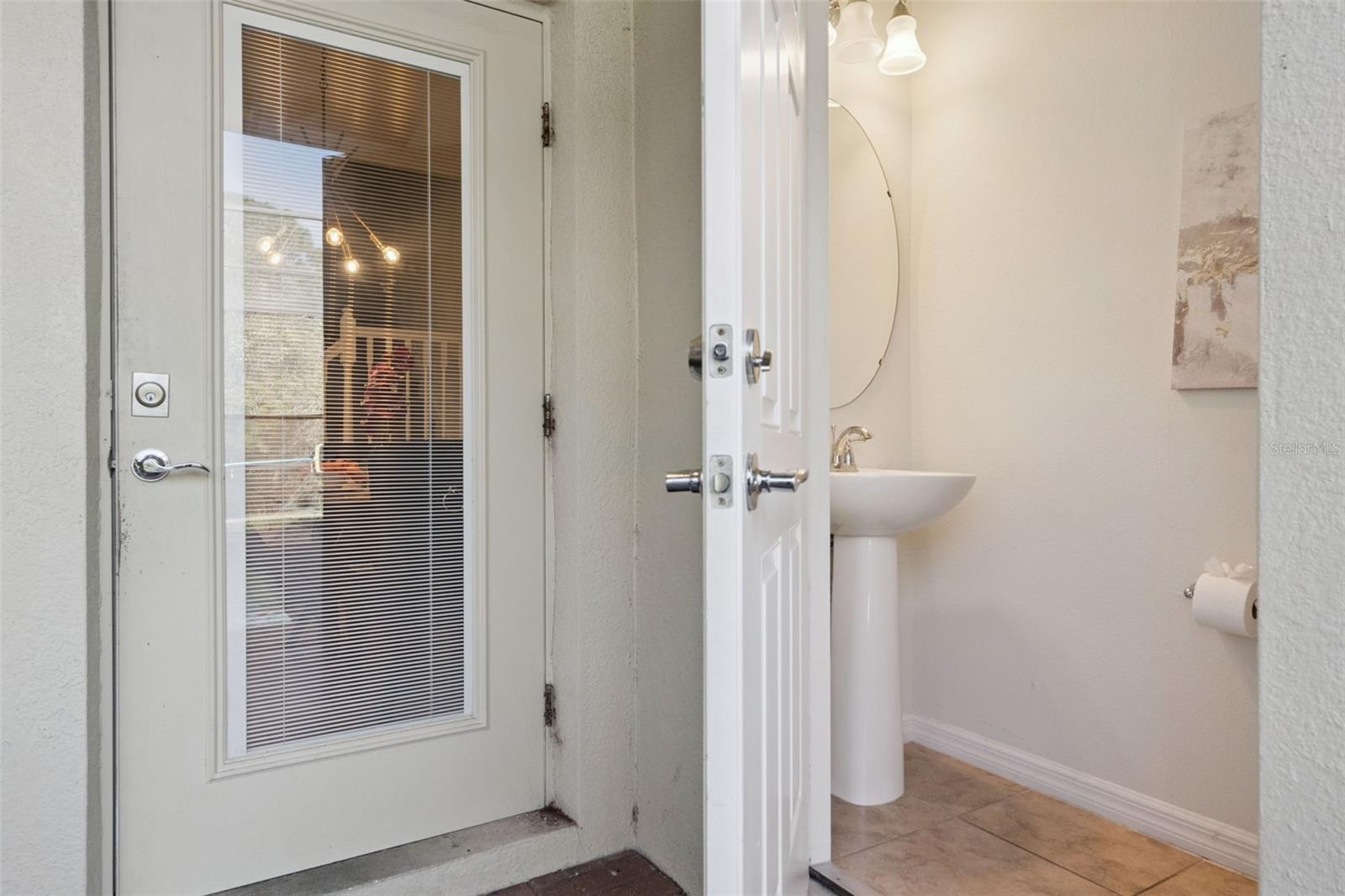 WINDSOR AT WESTSIDE - Residential