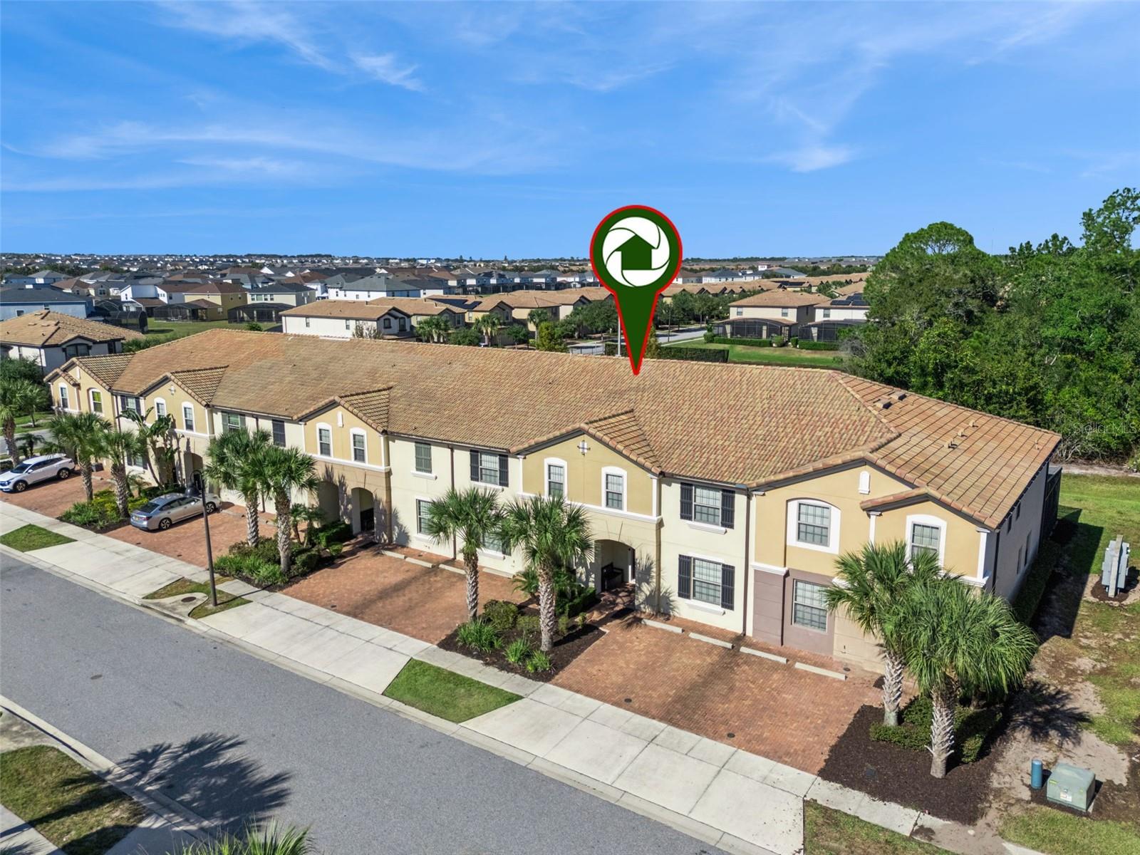 WINDSOR AT WESTSIDE - Residential