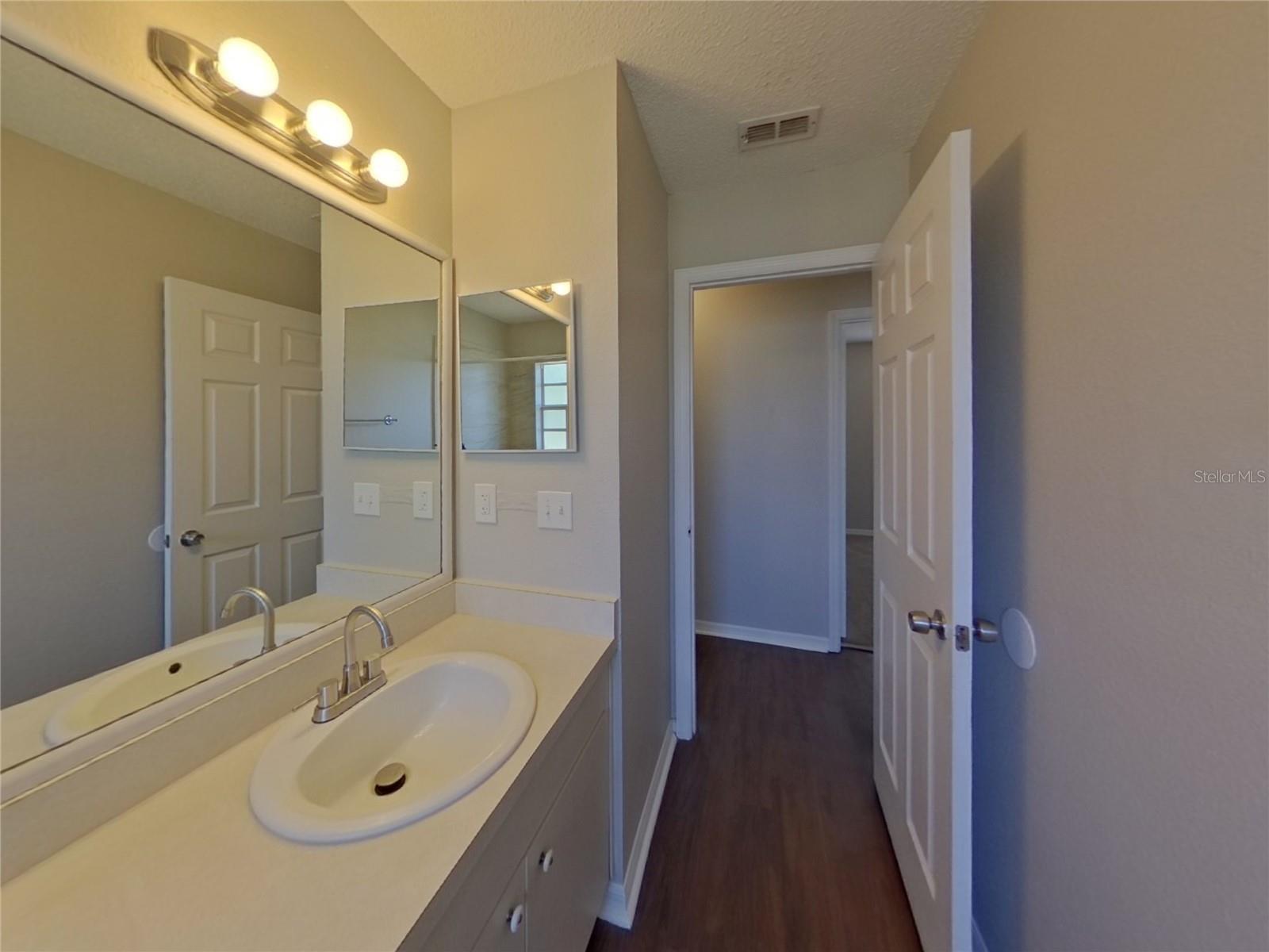 DISSTON GARDENS - Residential Lease