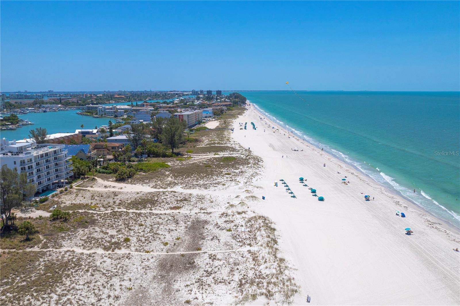10116 GULF BOULEVARD 403W