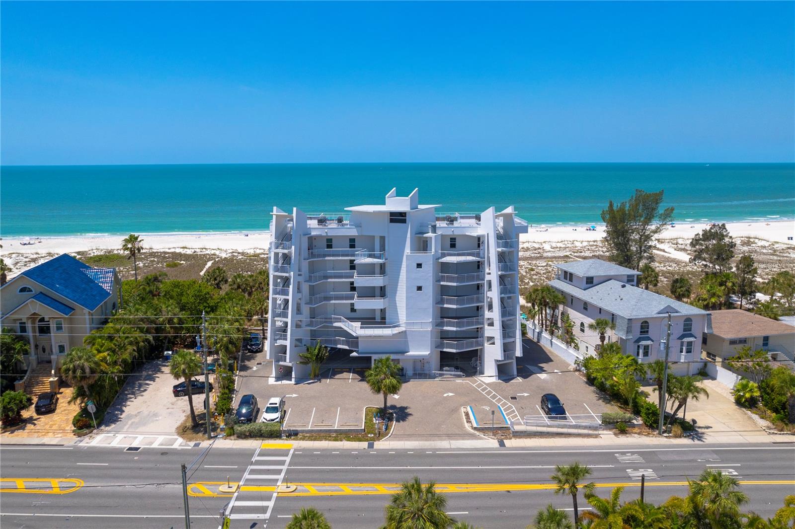 10116 GULF BOULEVARD 403W