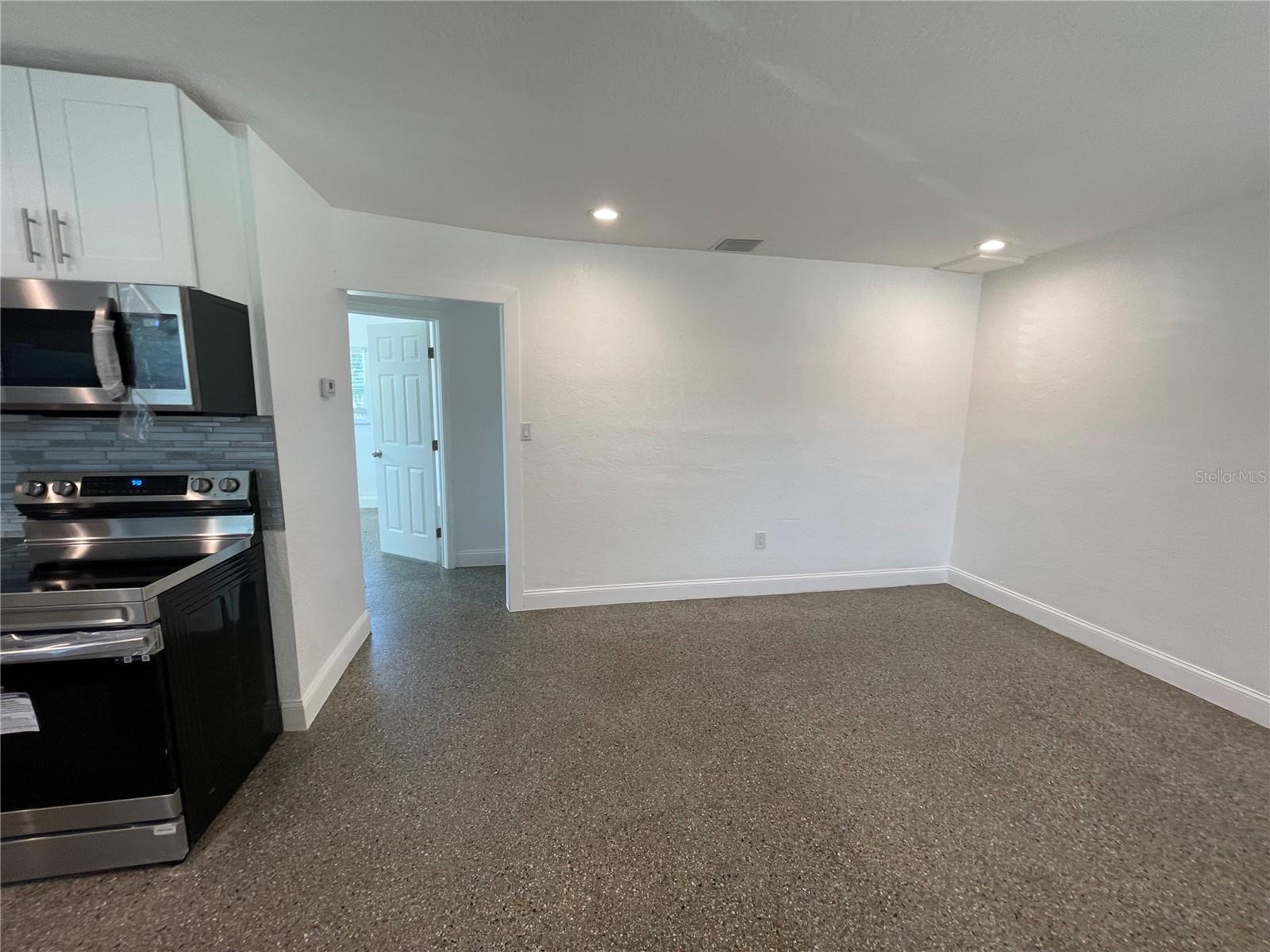 ROSE-ANN SUB - Residential Lease