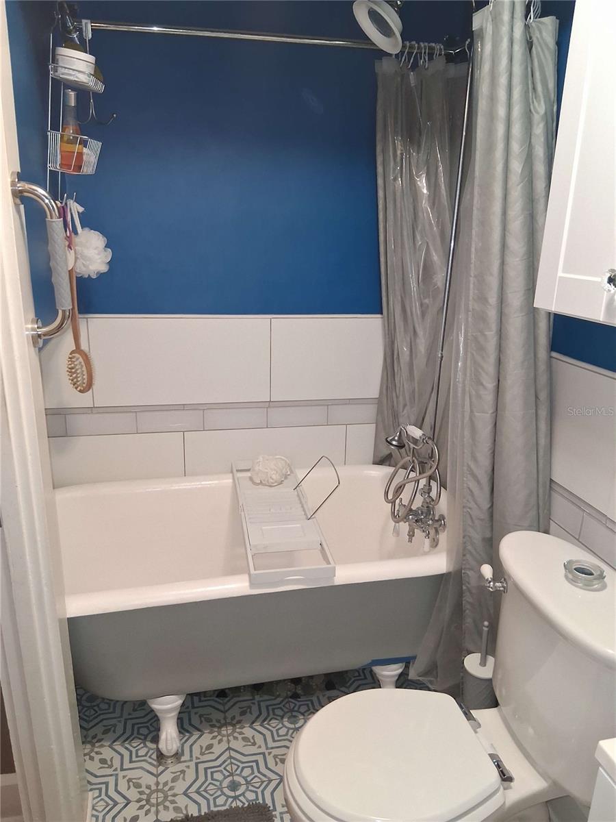 NORTH BAY HEIGHTS - Residential