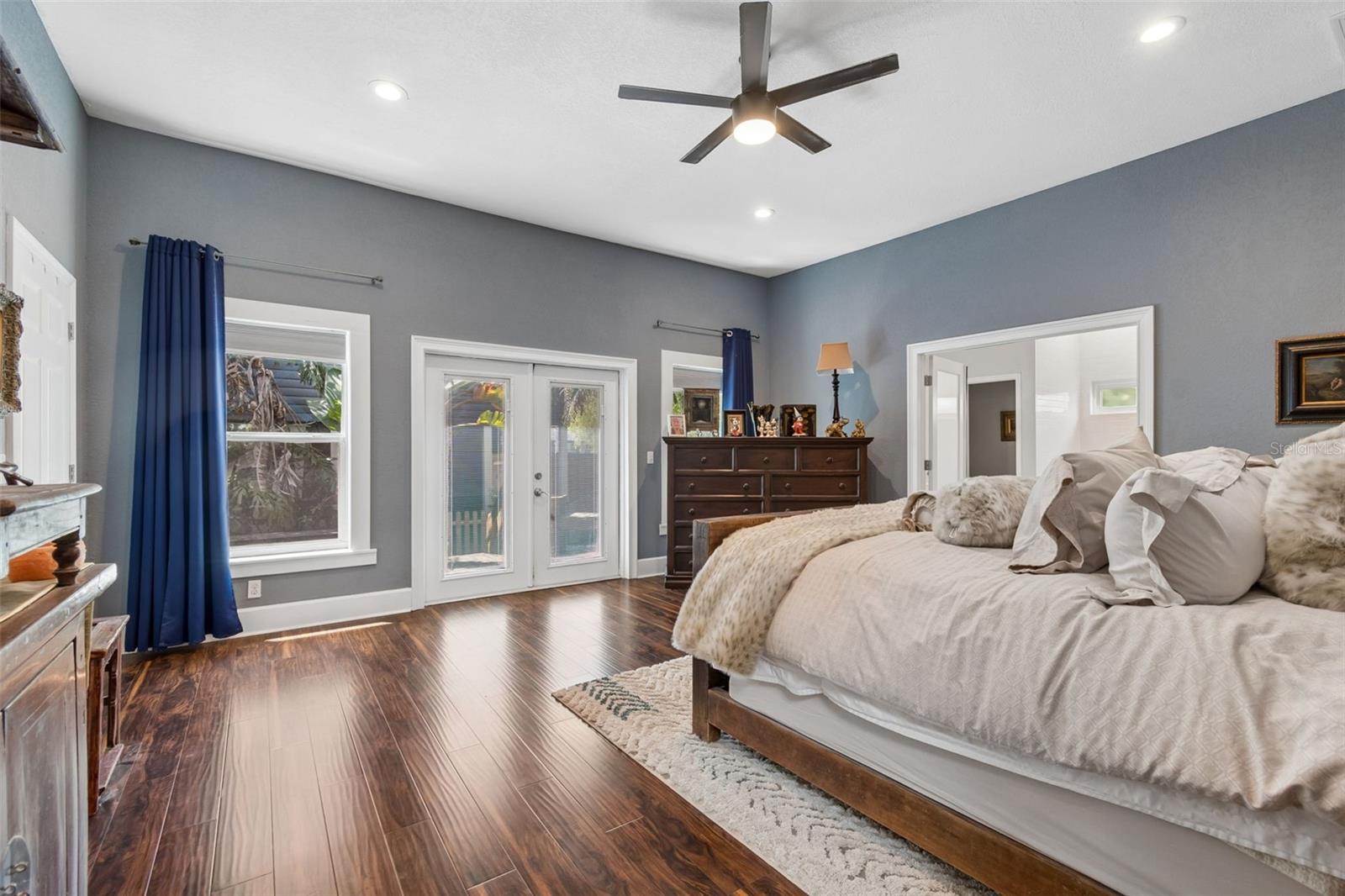 HILCREST - Residential