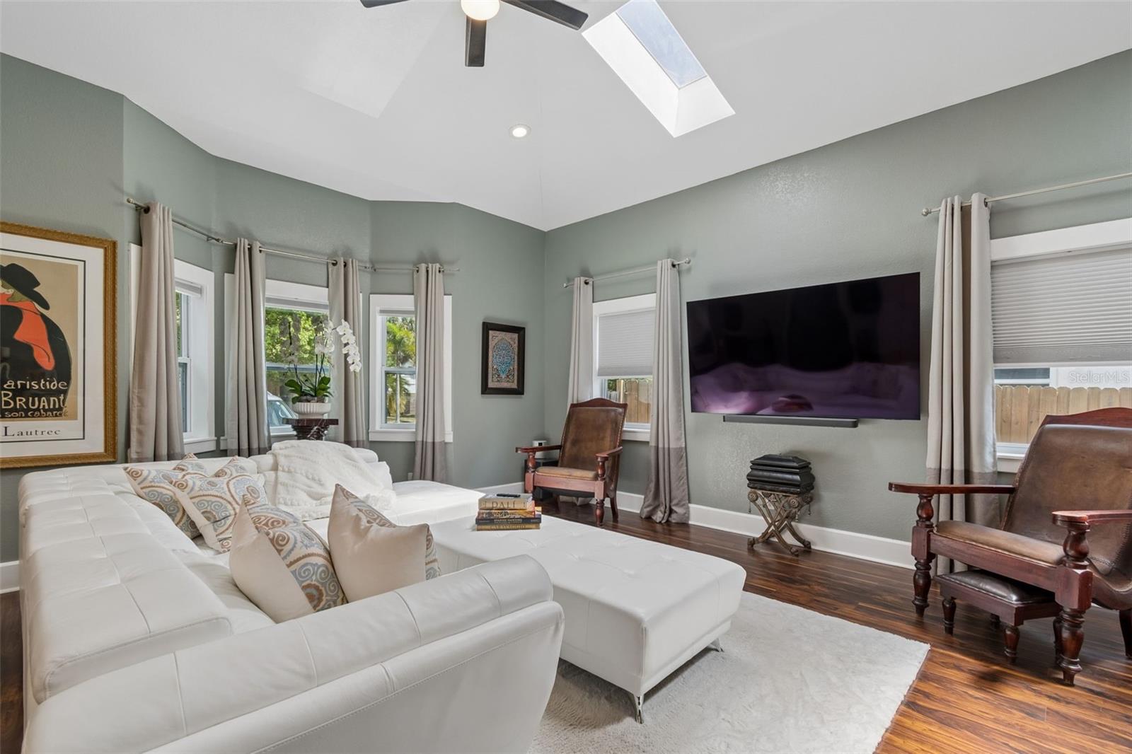 HILCREST - Residential