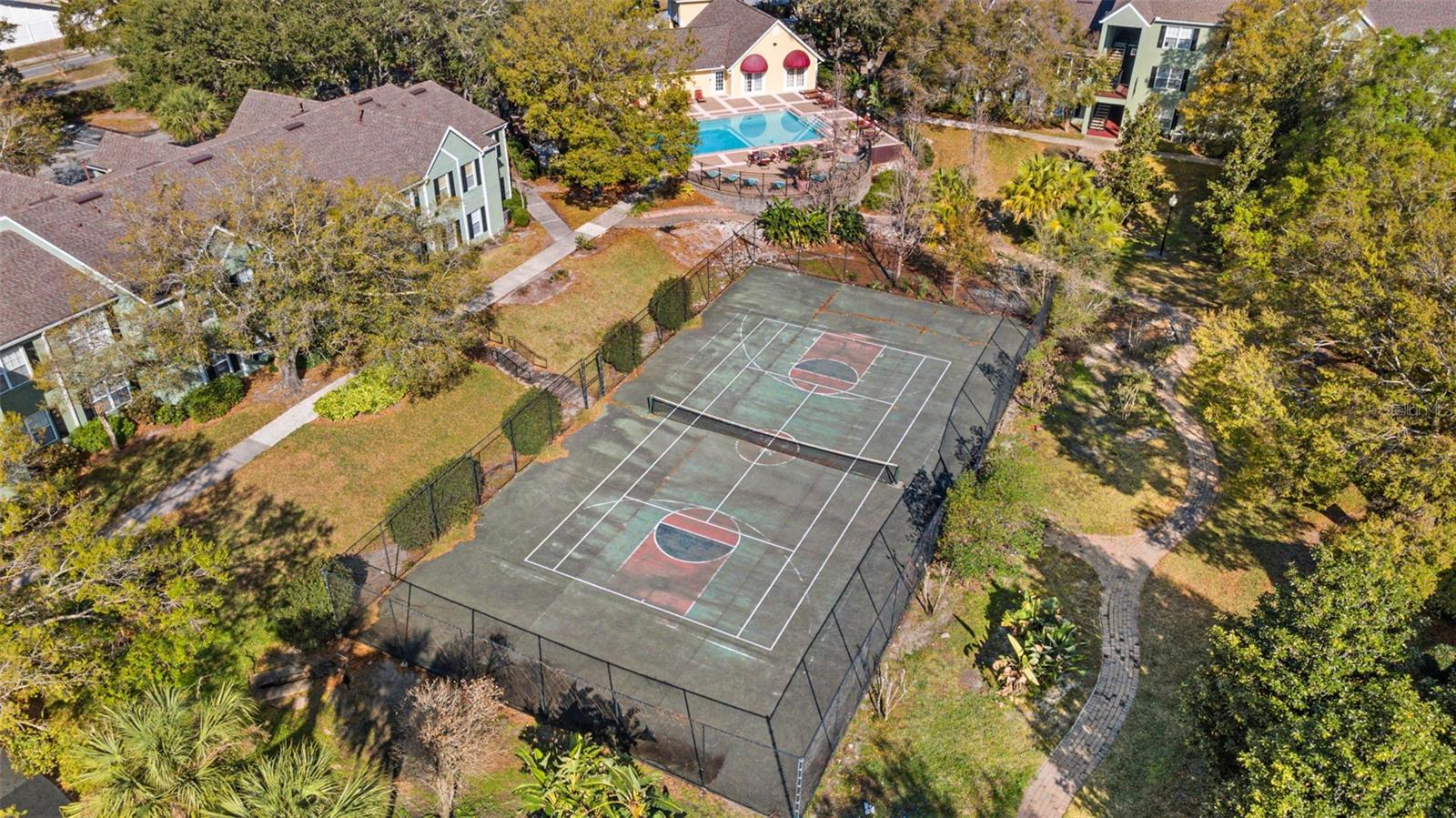 MIRIADA CONDO - Residential