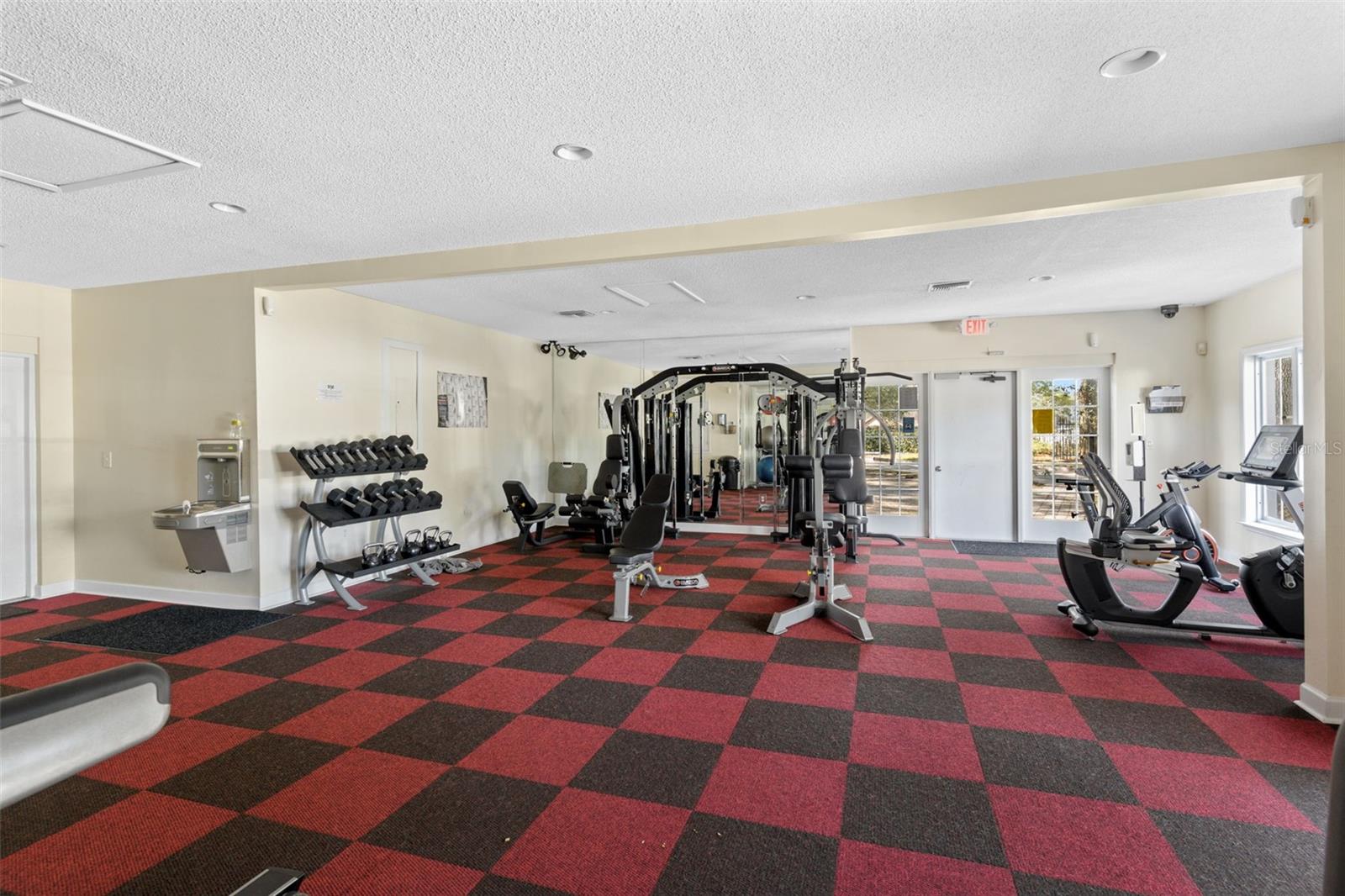 MIRIADA CONDO - Residential