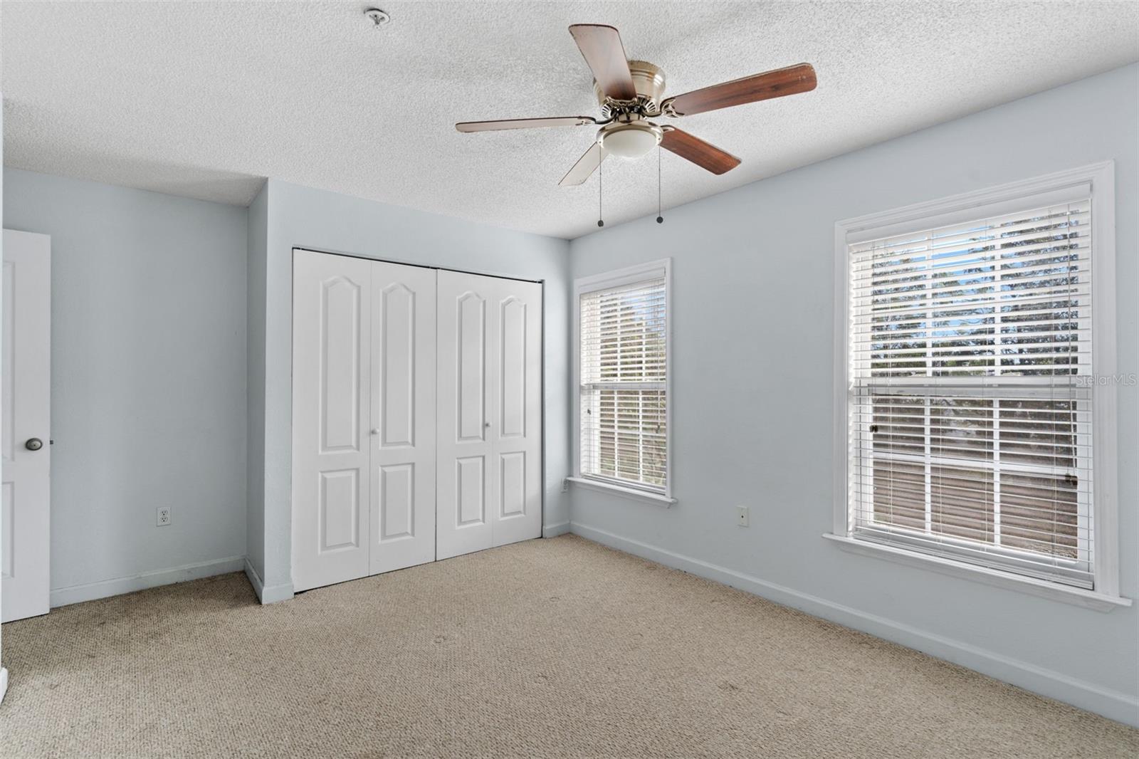 MIRIADA CONDO - Residential