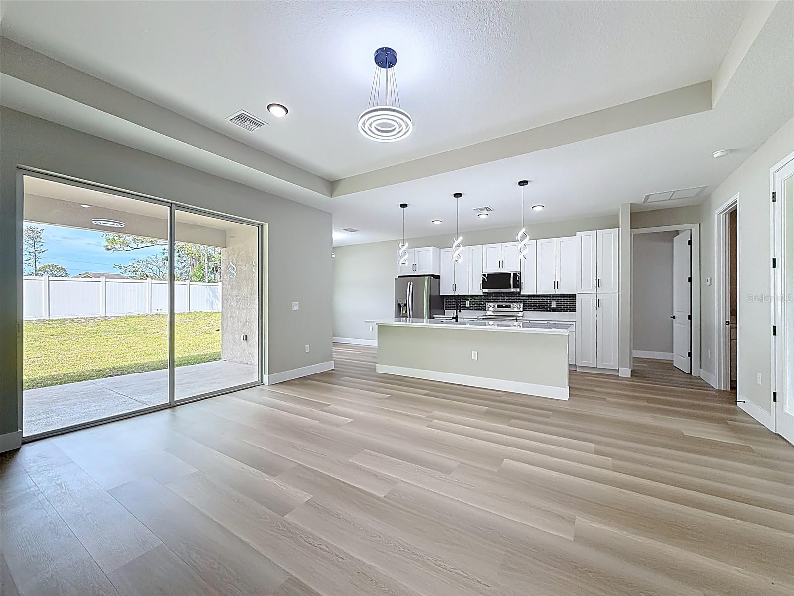 CITRUS SPGS UNIT 21 - Residential