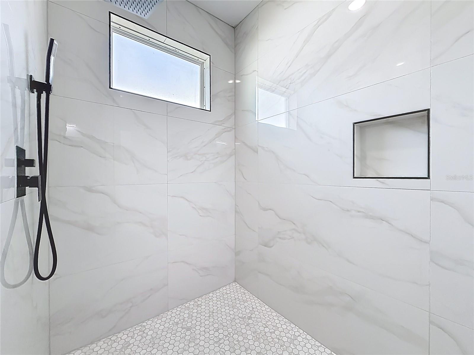 CITRUS SPGS UNIT 21 - Residential