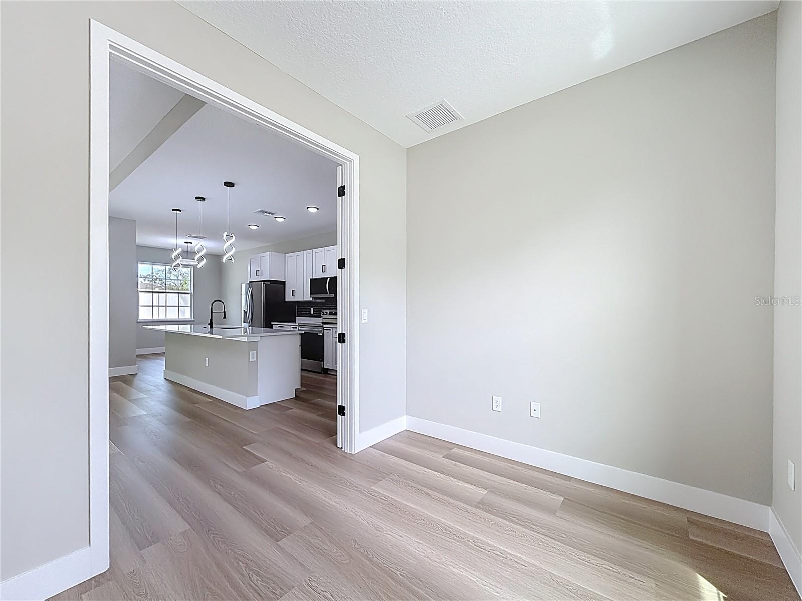 CITRUS SPGS UNIT 21 - Residential