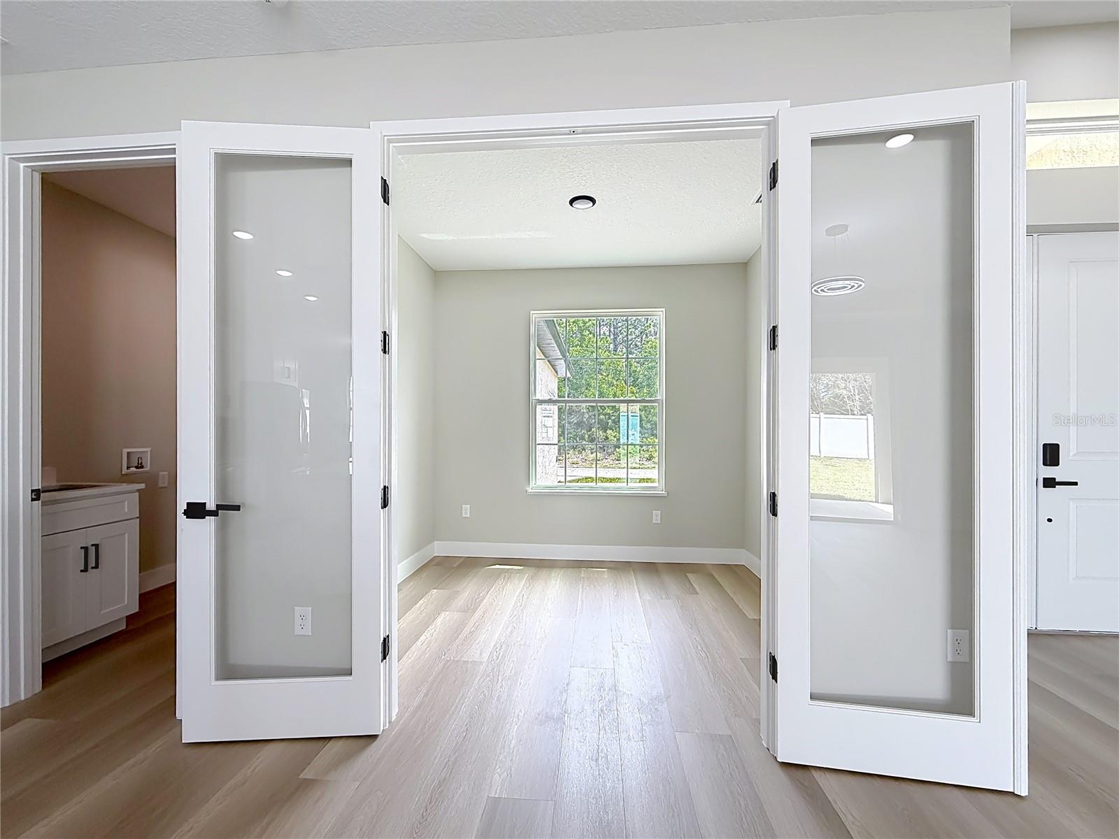 CITRUS SPGS UNIT 21 - Residential