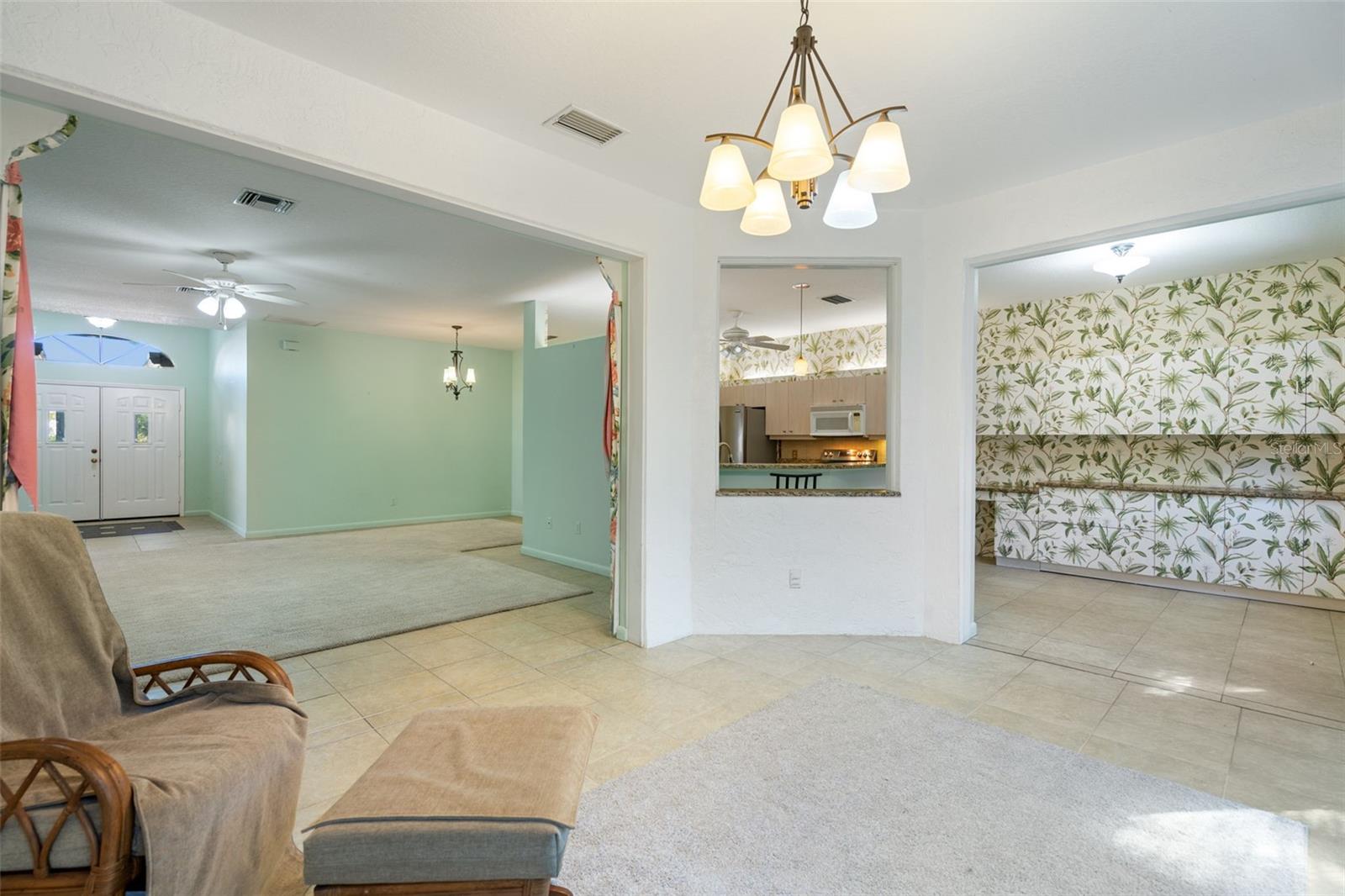 FALCON TRACE/CALUSA LAKES - Residential Lease