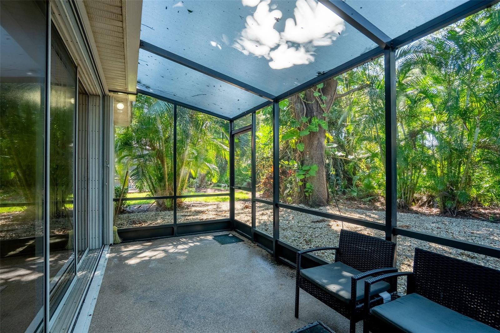 FALCON TRACE/CALUSA LAKES - Residential Lease