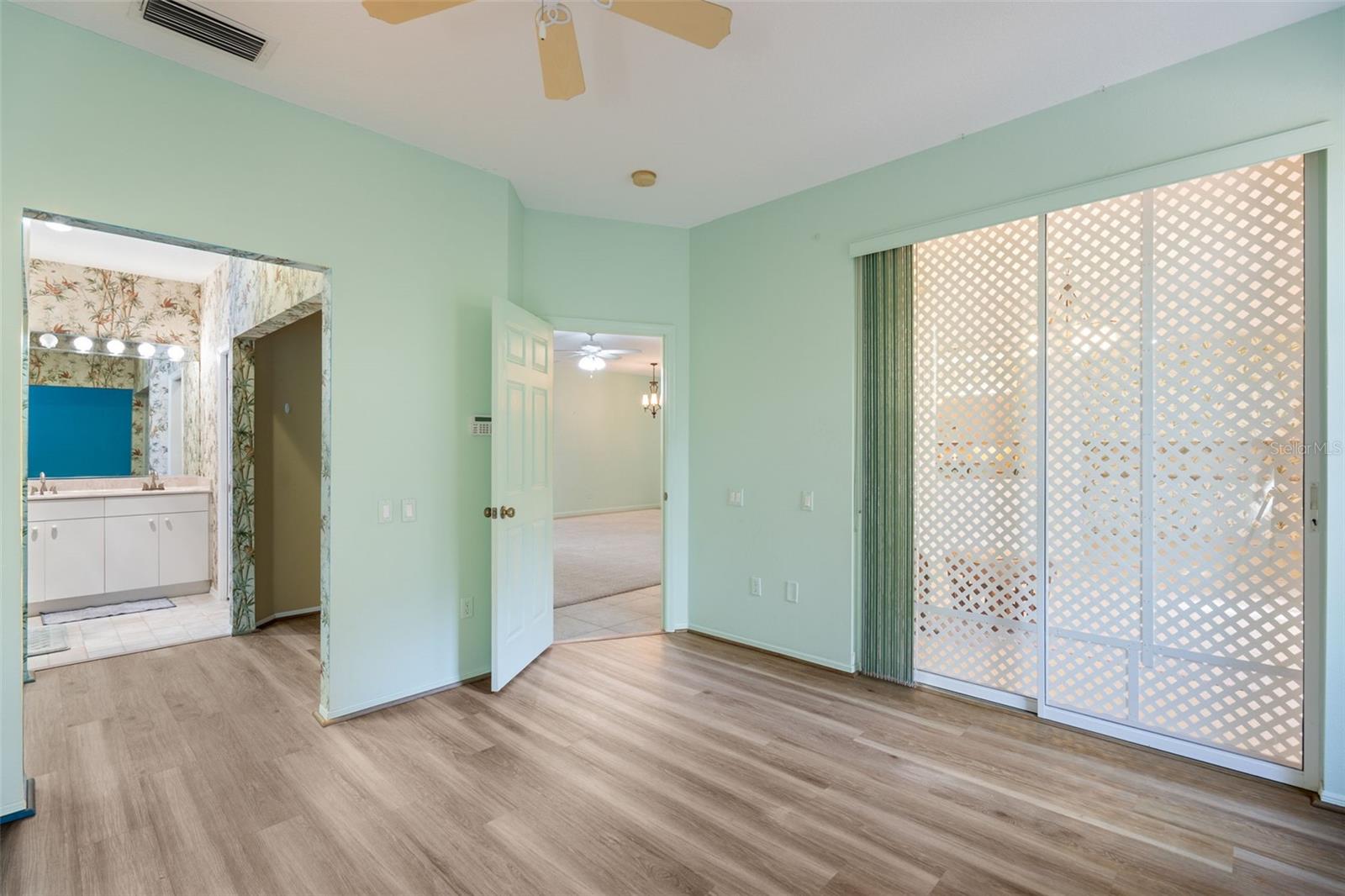 FALCON TRACE/CALUSA LAKES - Residential Lease