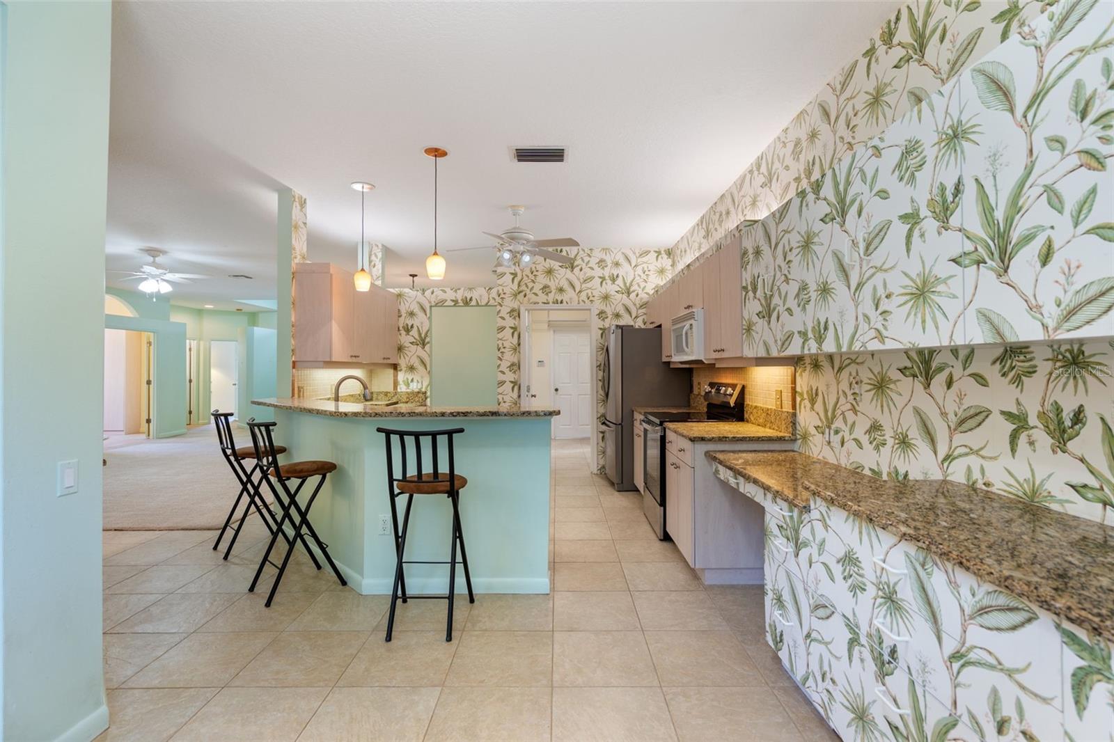 FALCON TRACE/CALUSA LAKES - Residential Lease