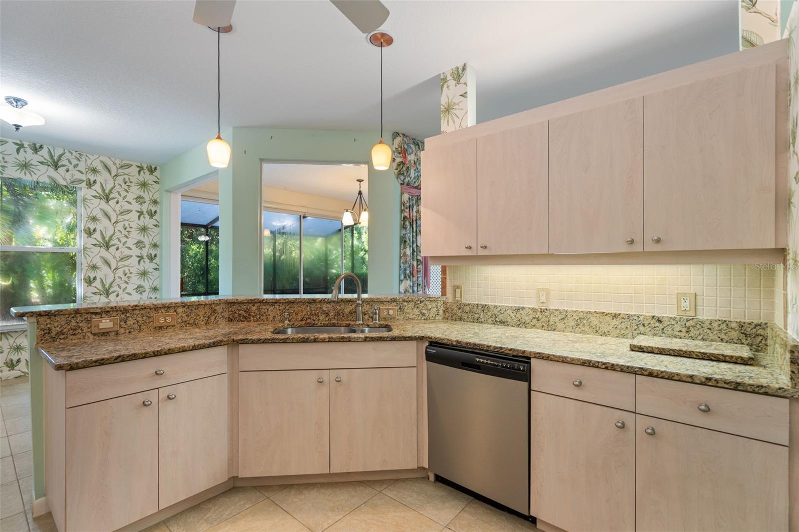 FALCON TRACE/CALUSA LAKES - Residential Lease