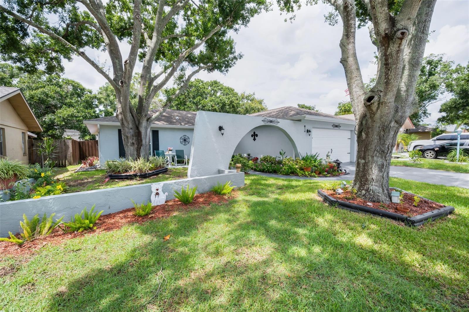 3233 CARRIAGE DRIVE