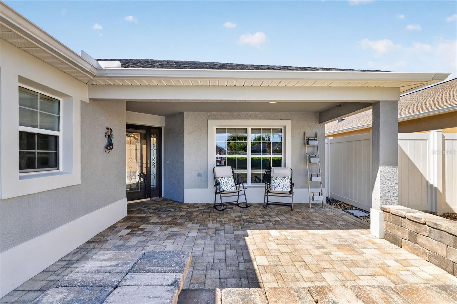562 AVECILLA DRIVE