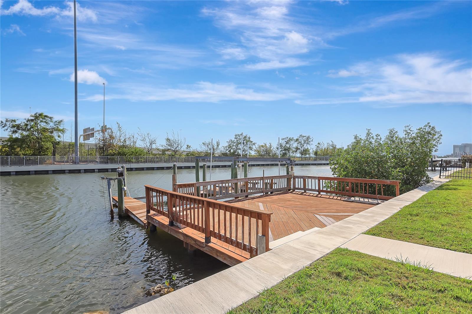 3901 E EDEN ROC CIRCLE