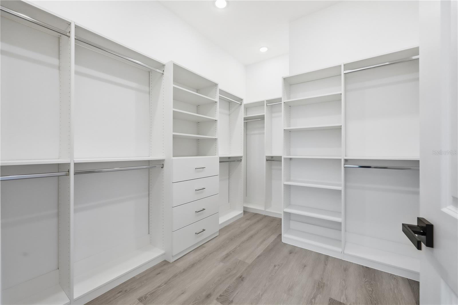 WILDWOOD COUNTRY ESTATES - Residential