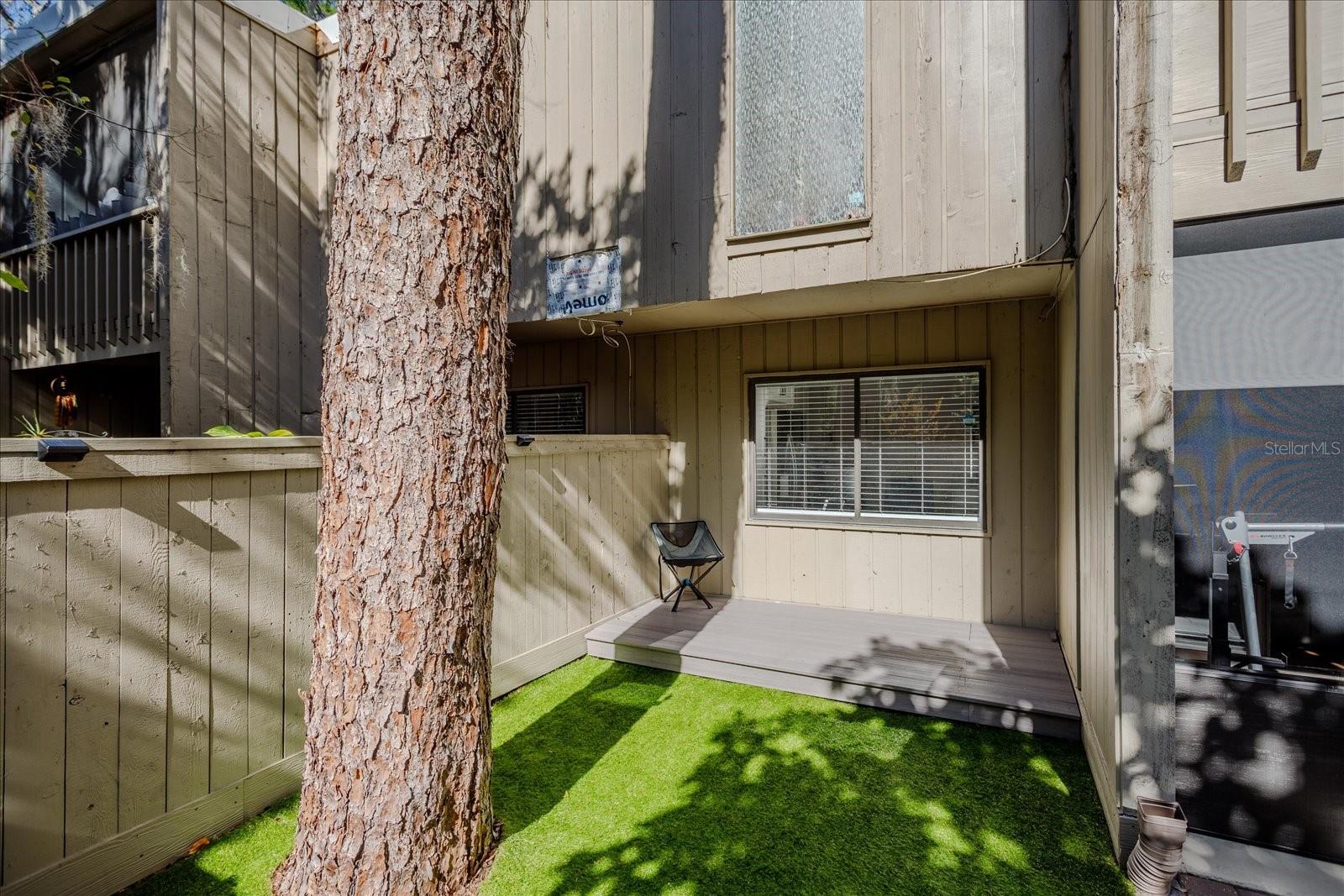 CROWN OAKS - Residential