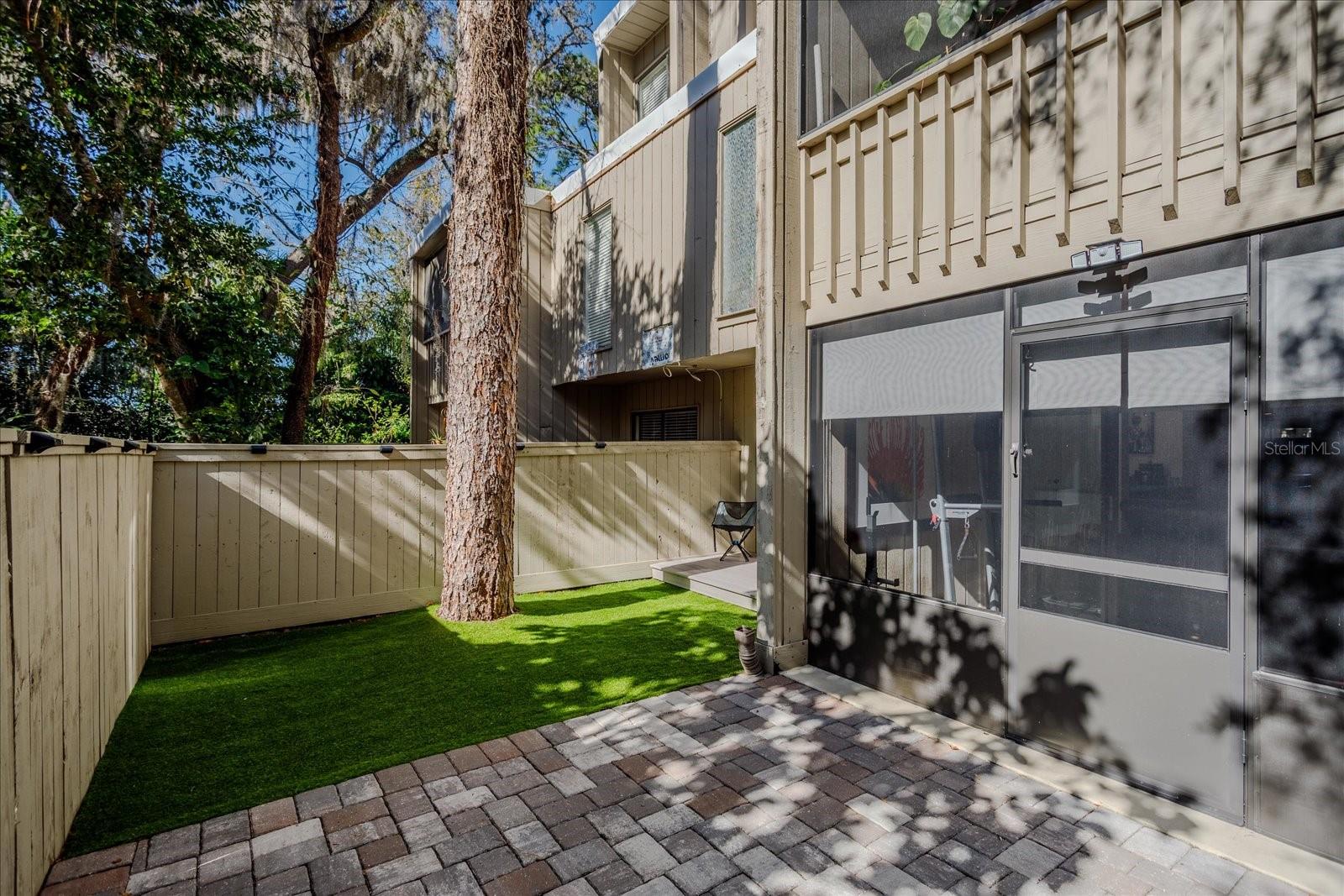 CROWN OAKS - Residential